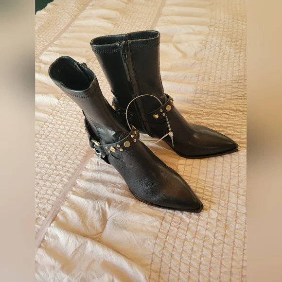 Dolce Vita Black Heeled Boots with Gold Accents - Picture 5 of 11